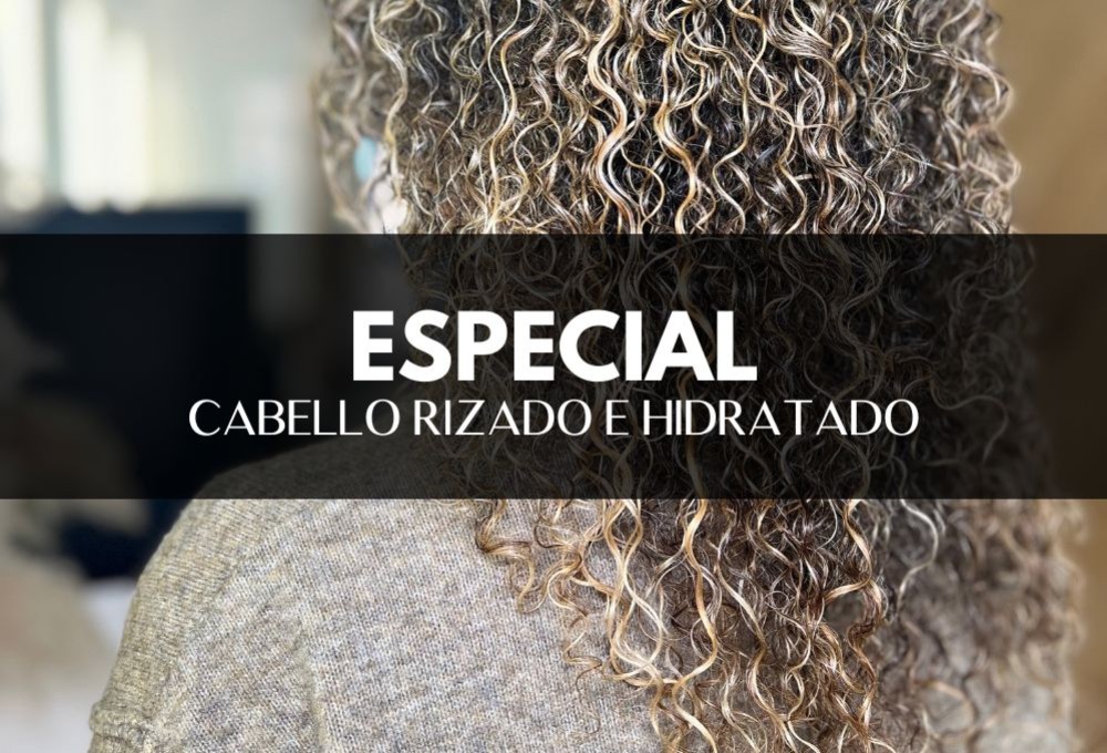 Técnicas y productos específicos para hidratar el cabello rizado